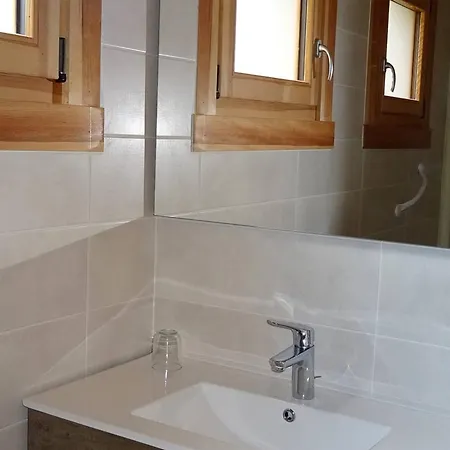 Apartment 3 Pieces, 6 Pers - Centre Les Gets, Garage, Wifi, Balcon, Navette Gratuite - Fr-1-802-24 *